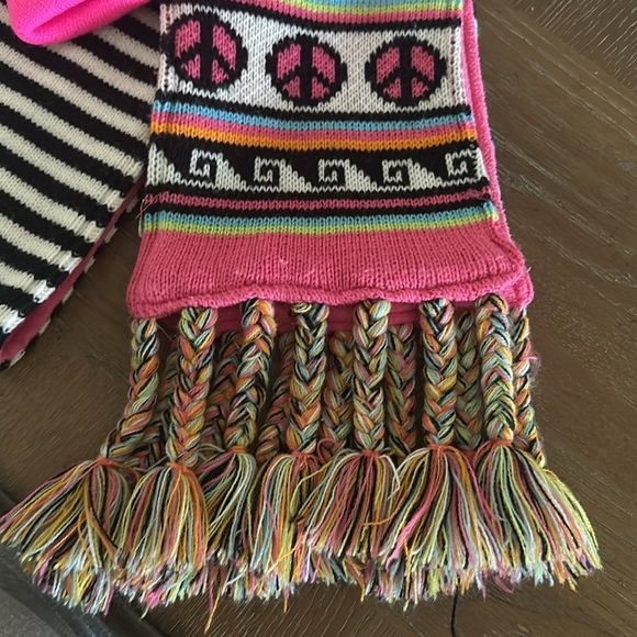 The Children’s Place Scarf and Beanie sz OS - Picture 5 of 11